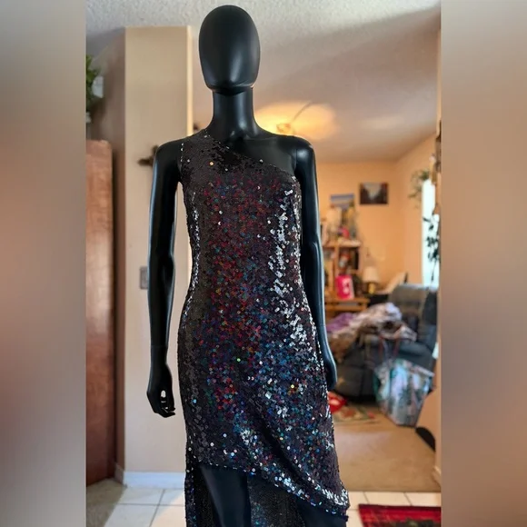 ASO Taylor Swift HANEY Blanca Sequin Embellished Dress in Opalescent Brown - Picture 6 of 17